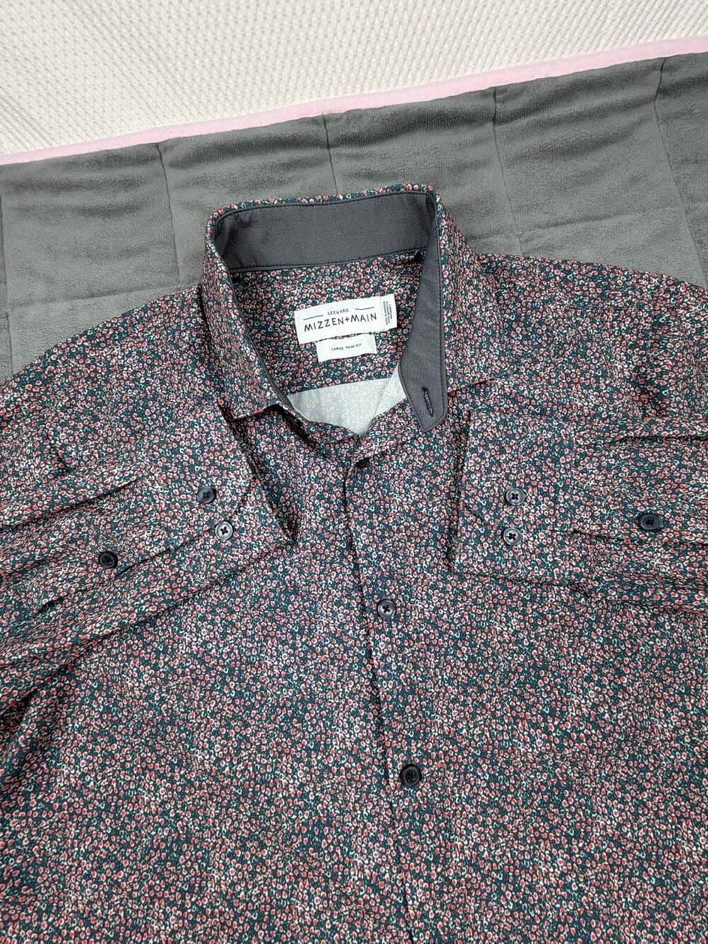 Mizzen+Main Leeward Performance Long Sleeve Button Down Shirt Floral Print Trim